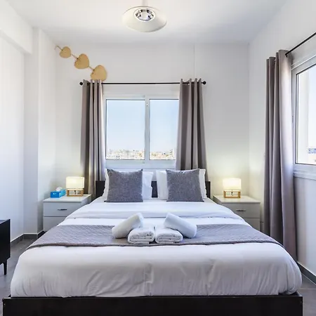 Olympus 2-bedroom * Ларнака