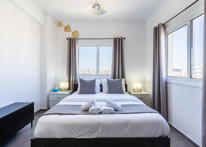 Olympus 2-bedroom * Larnaca