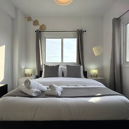 Olympus 2-bedroom Apartment *